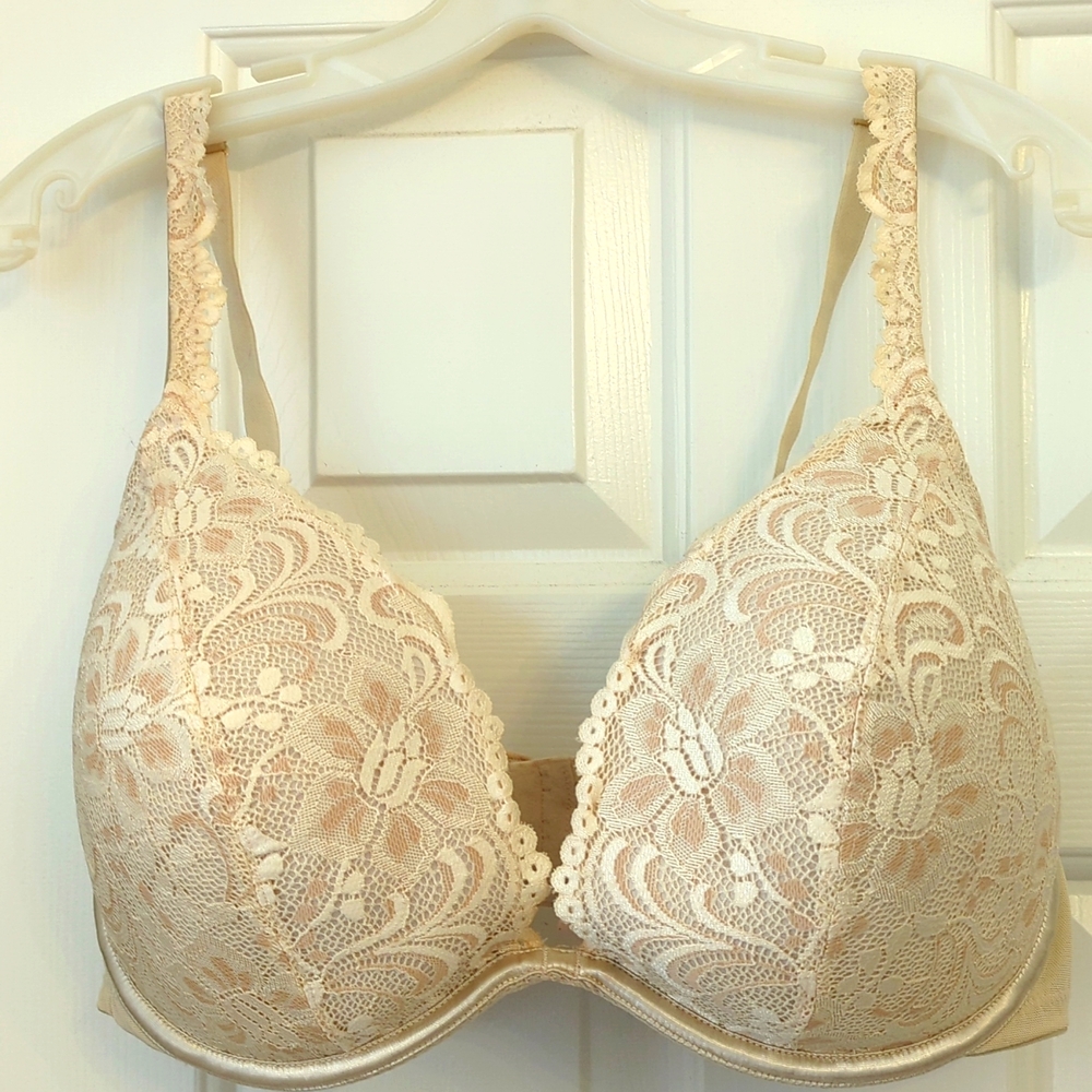Lane Bryant Cacique Ivory lace boost plunge bra 42DD